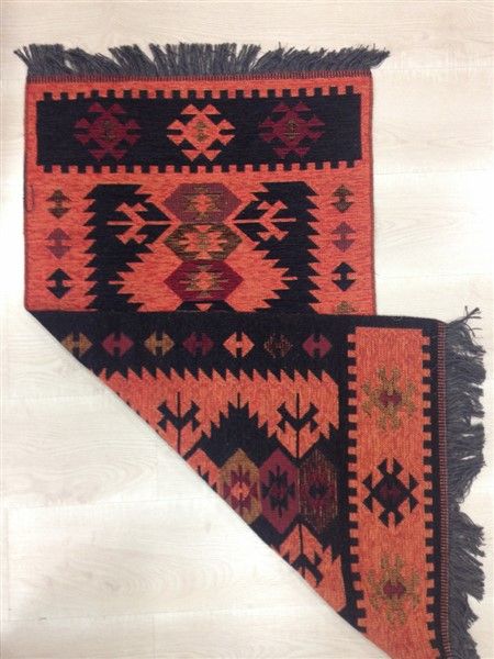 Çift Taraflı Şönil Otantik Kilim 